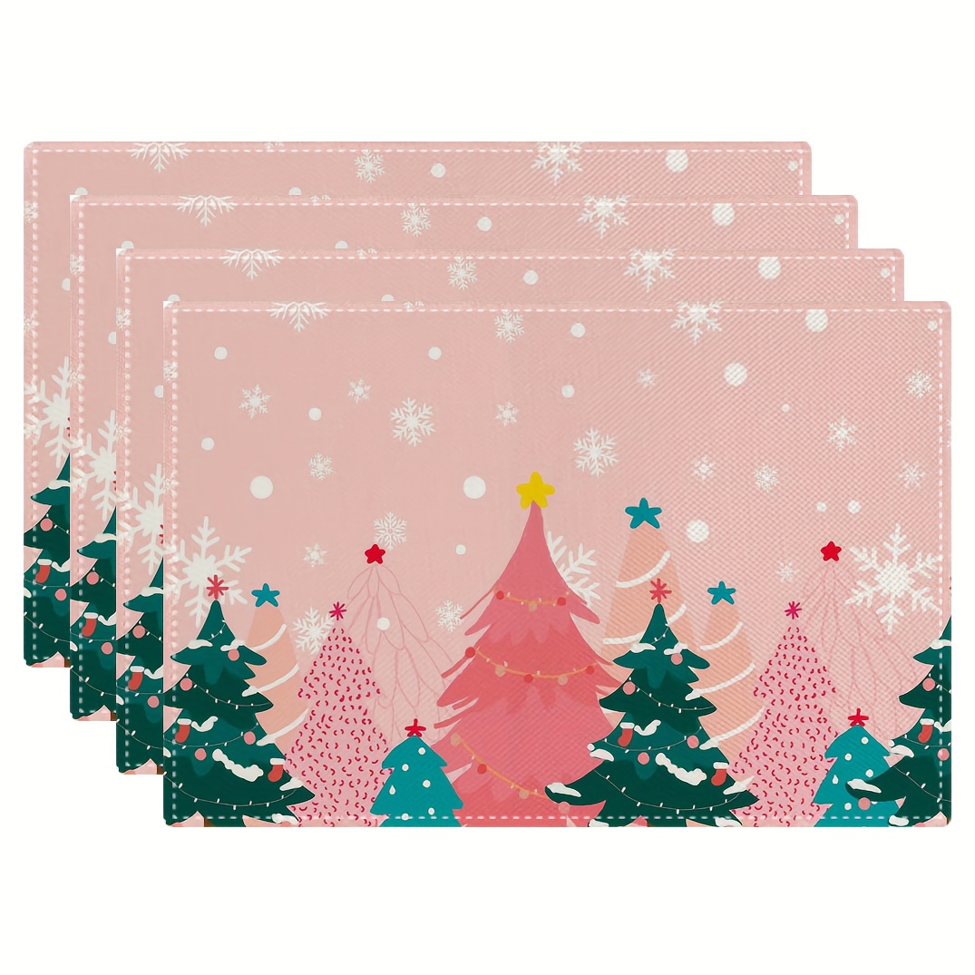 Family Tree Print - แผ่นรองจานลายต้นคริสต์มาสสีชมพู ลายน่ารักลายเกล็ดหิมะ ทนความร้อน ตกแต่งโต๊ะอาหาร โทนสีพาสเทล สำหรับอาหารเช้าวันคริสต์มาส