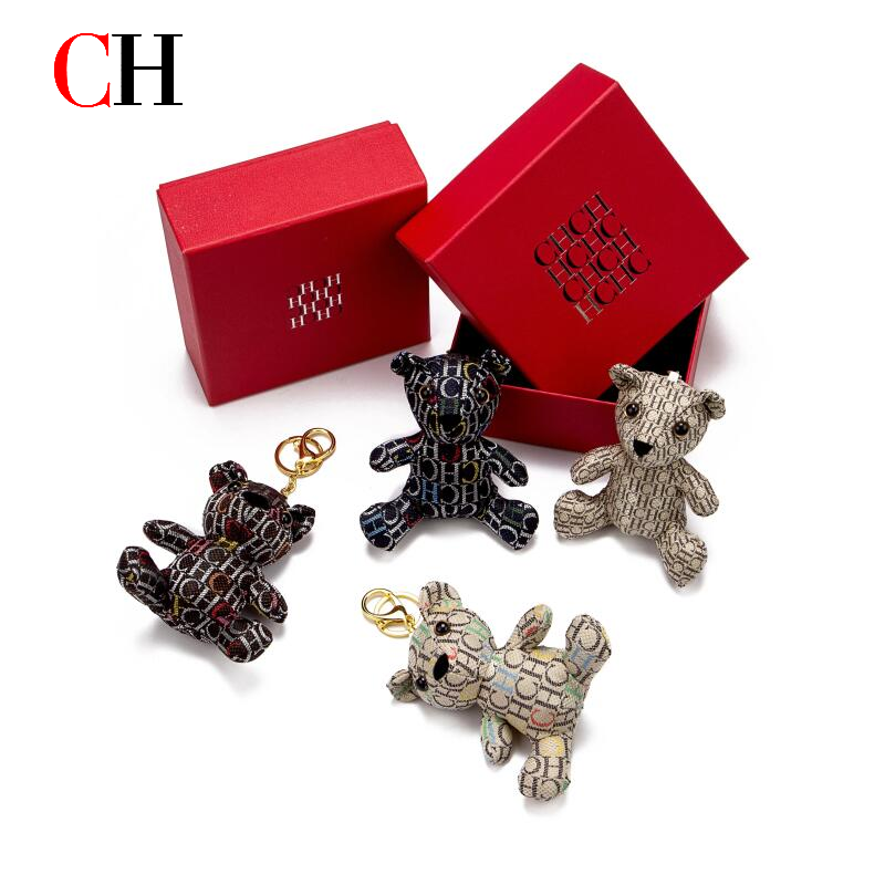 พวงกุญแจตุ๊กตาหมี CH พิมพ์ลายอ - Monogram Keychain Leather บทวิจารณ์และราคา