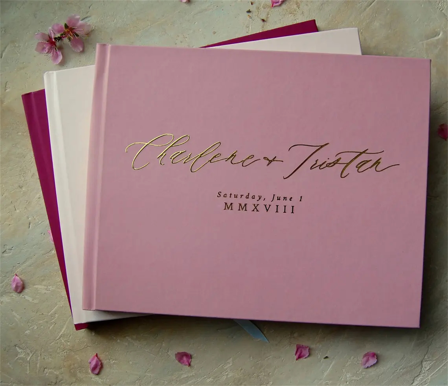 สมุดอวยพรงานแต่งงานแบบส่วนตัว  - Custom Photo Book บทวิจารณ์และราคา
