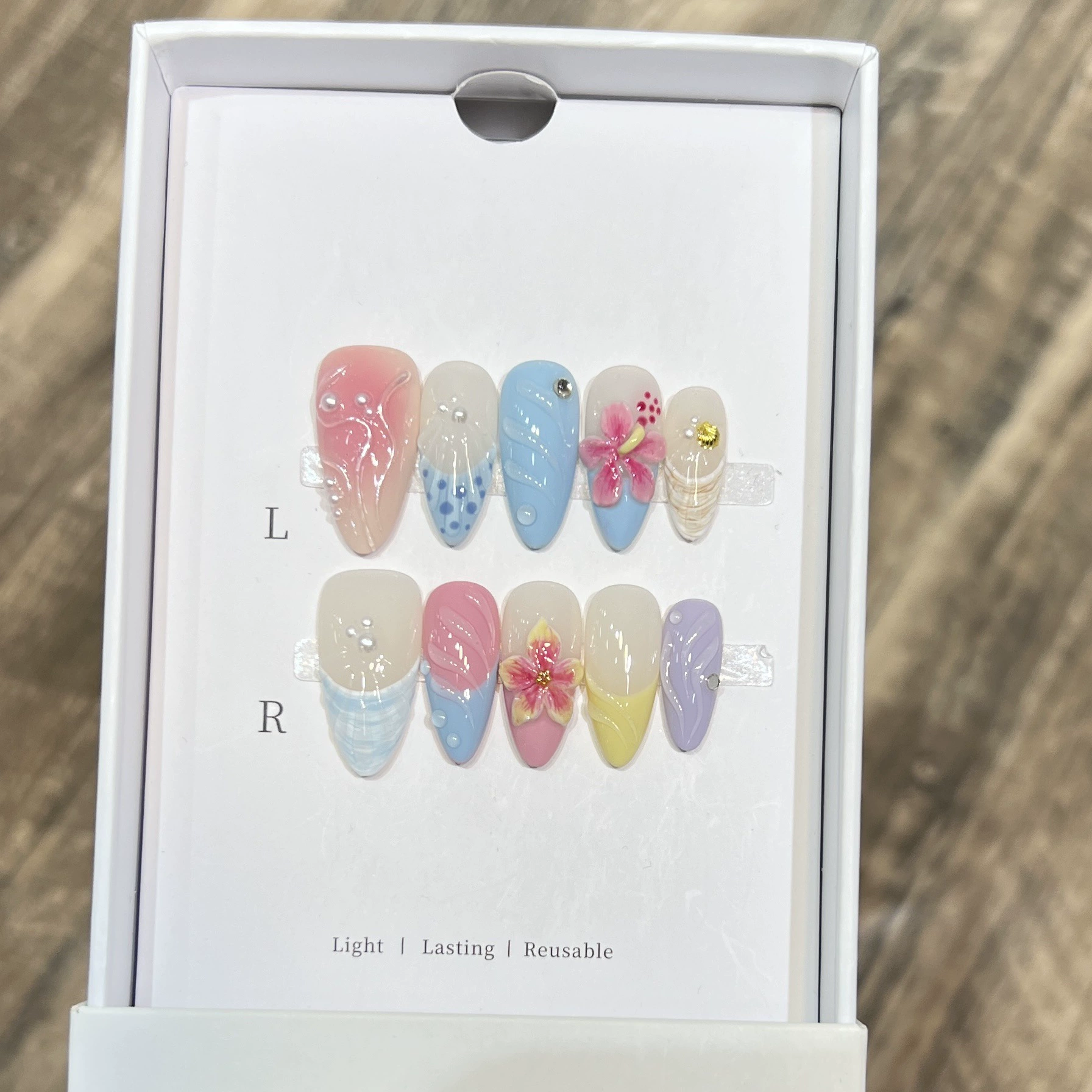 เล็บปลอมแบบกดติด 10 ชิ้น สีนู้ - Pressed Flower Art บทวิจารณ์และราคา