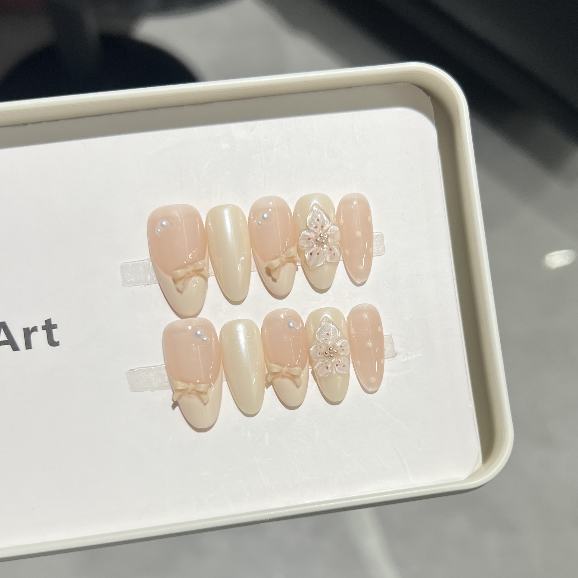 เล็บปลอมแบบกดติด 10 ชิ้น สีนู้ - Pressed Flower Art บทวิจารณ์และราคา